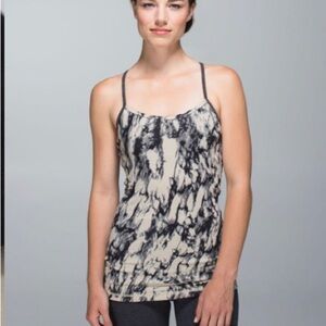 Lululemon Power Y Tank *Luon EUC size 6